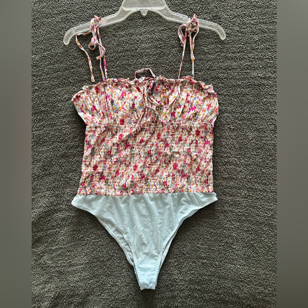 Lulu’s Floral Print Bodysuit